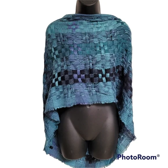 Eternity Lattice Blue Green Weave Infinity Scarf - Picture 6 of 7